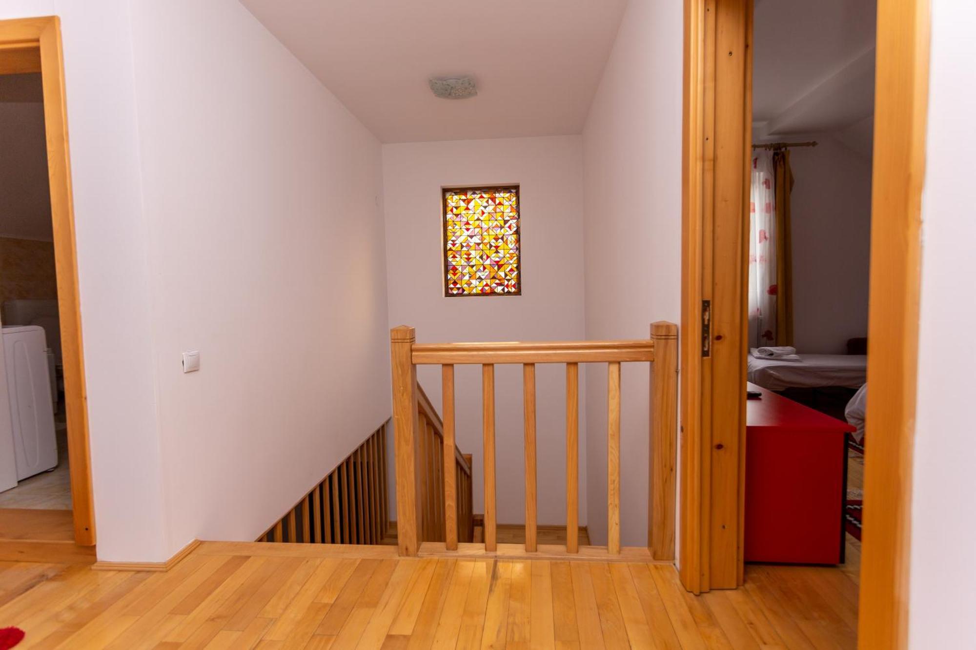 Casa Rumelia Paltineni Exteriér fotografie