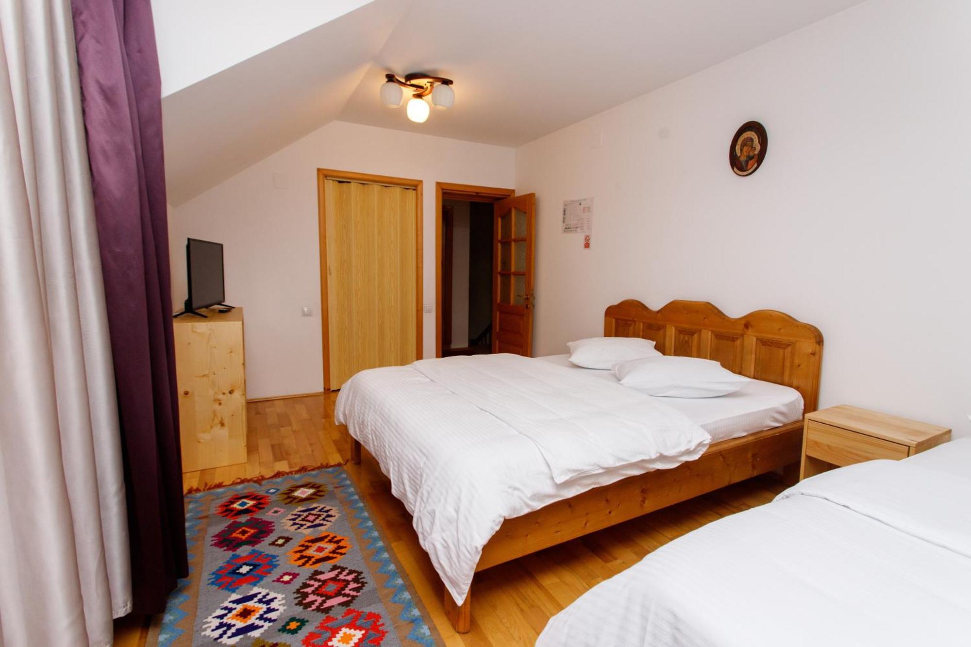 Casa Rumelia Paltineni Exteriér fotografie